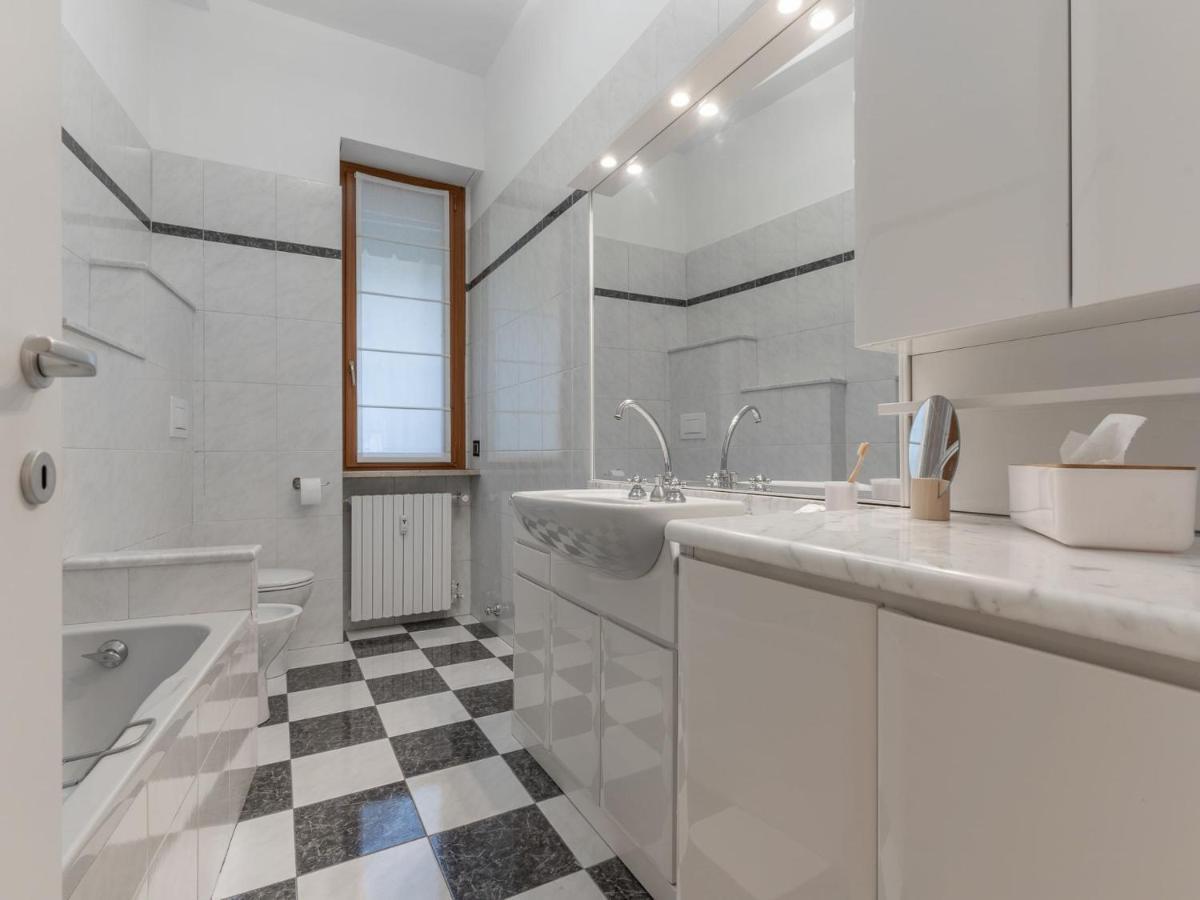 The Best Rent - Spacious Three-Bedroom Apartment In Moscova Milan Exterior photo